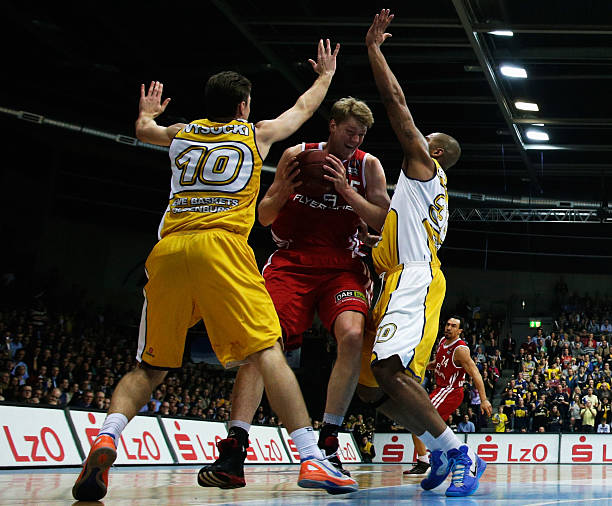 身份回归克 身份回归克