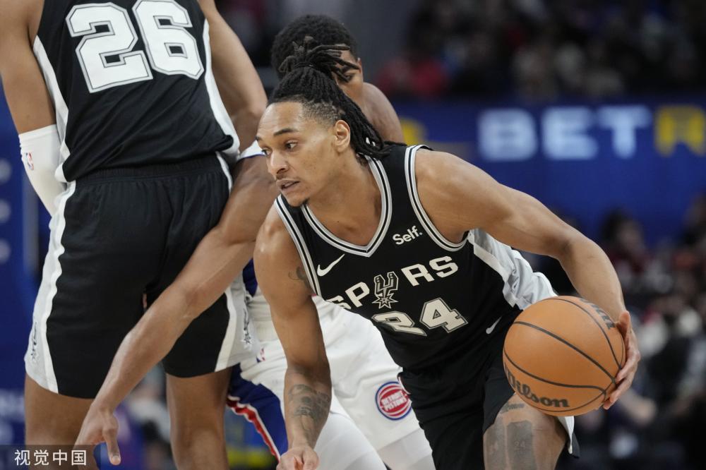 有些球员离 有些球员离