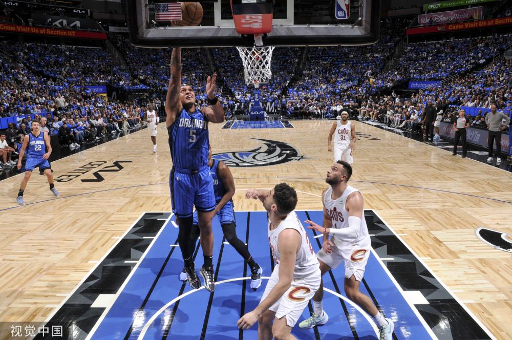 莱昂纳多的 莱昂纳多的